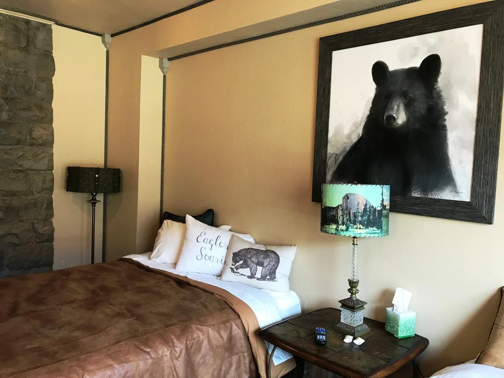 Park Hotel Yellowstone Suites Gardiner Eksteriør billede