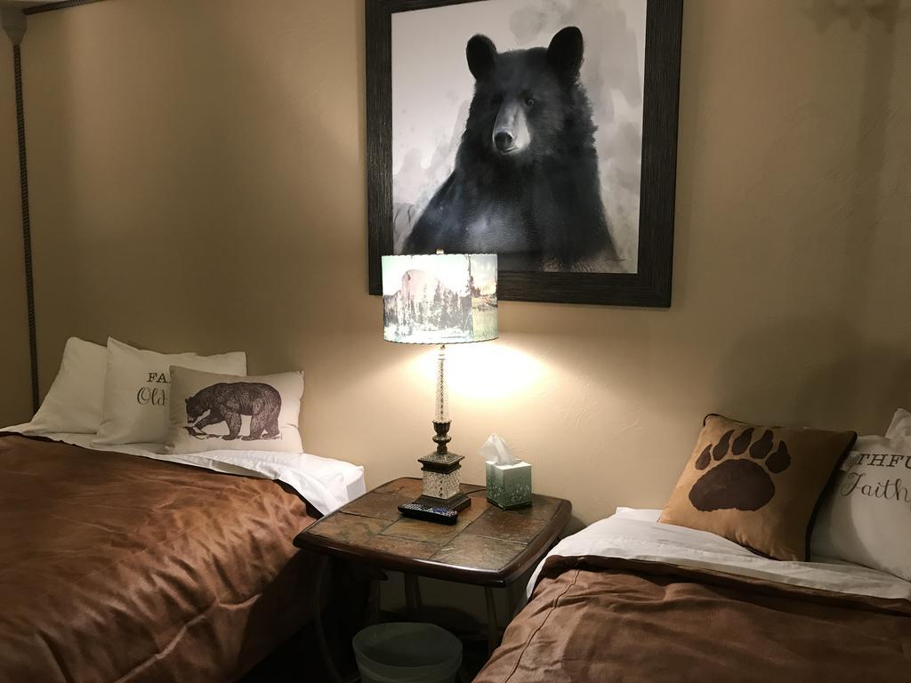 Park Hotel Yellowstone Suites Gardiner Eksteriør billede